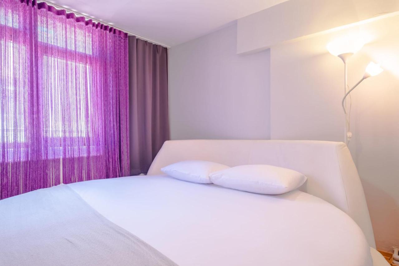 Colorful And Central Flat With Balcony In Kadikoy Κωνσταντινούπολη Εξωτερικό φωτογραφία
